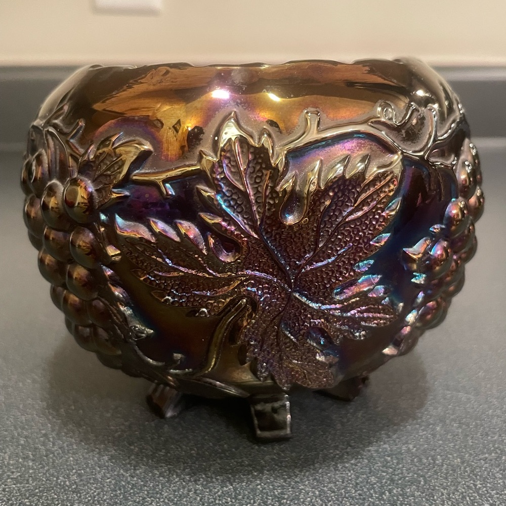 Dugan Carnival Glass, Grape Delight~Rose Bowl~ Black Amethyst